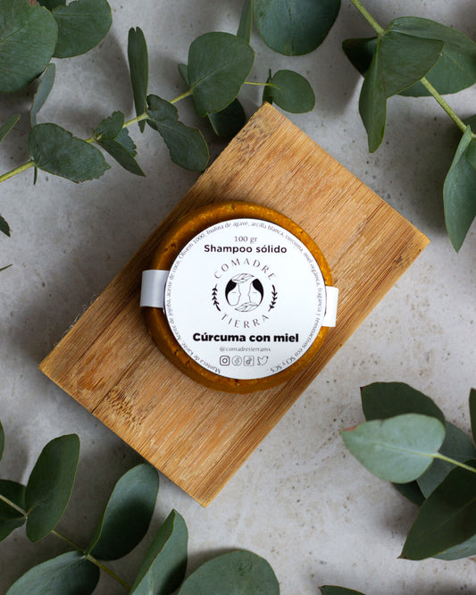 Shampoo sólido de cúrcuma con miel